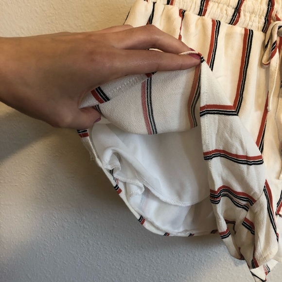 Flowy shorts - Picture 4 of 6